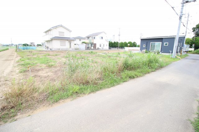 川越市萱沼　建築条件なし売地　JR川越線『大宮駅』バス15分　【南古谷小学区】の外観