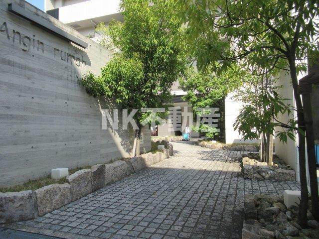 【エントランス】 | アンギン　ルマ（河内小阪賃貸） | 建物の内部です