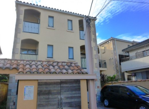 ペリエ市川Ⅱの外観