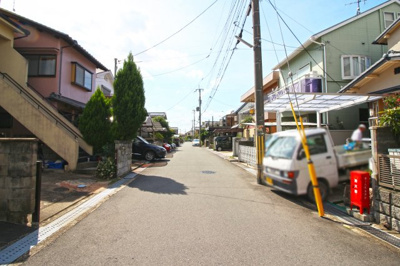 【前面道路含む現地写真】 | 城陽市寺田北山田　中古戸建