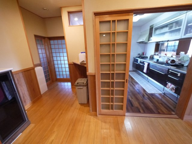 成田市竜台　和風中古邸宅のその他|平成15年5月築 敷地約291坪 建物110坪 注文住宅 庭約150坪 ガレージ車庫2台 閑静な立地