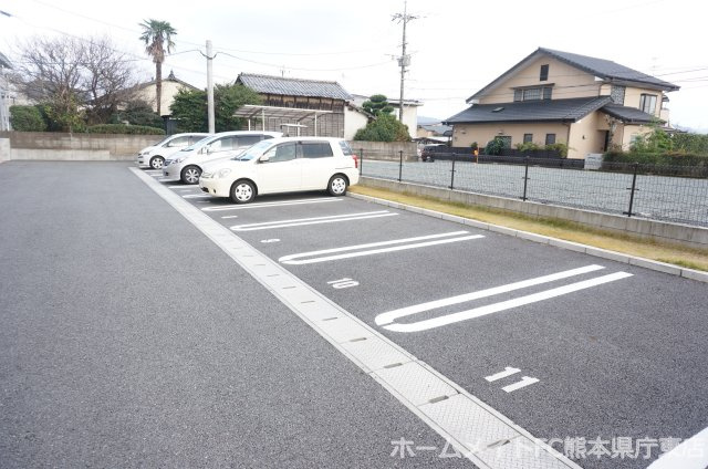 リベールⅢの駐車場