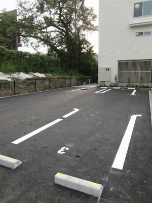 【駐車場】 | ローレル
