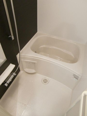 【浴室】 | ローレル