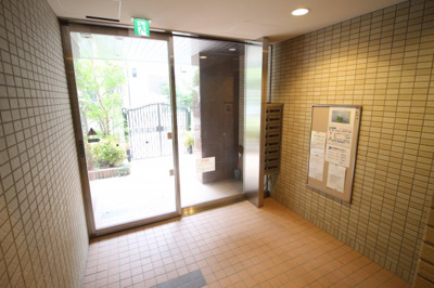 【エントランス】 | カーサ松崎町