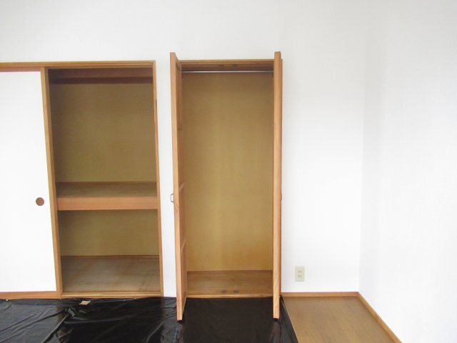 フロントヘルメスの収納