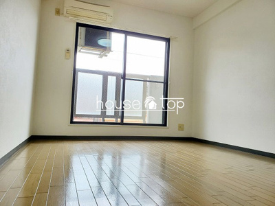 【洋室】 | ベルカンポ曙