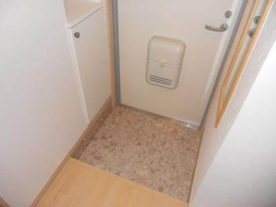 フラッティ壬生坊城の玄関|玄関