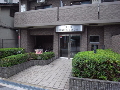 【エントランス】 | リーガル西長堀