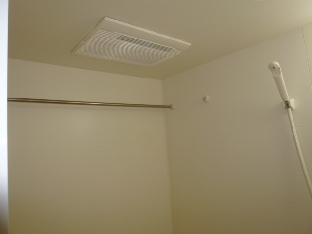 メゾン・カトレア弐番館の浴室|浴室乾燥機