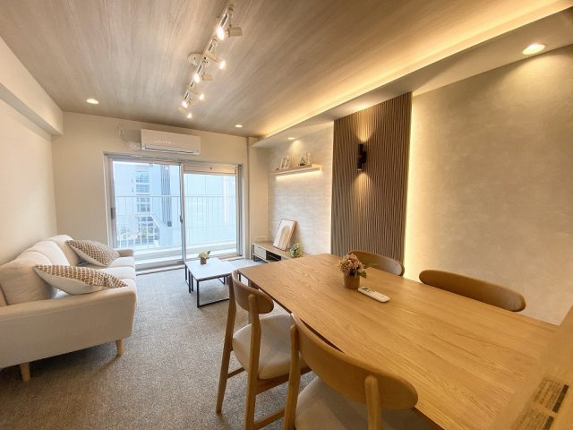 ファミリータウン東陽　E棟　7階　リ　ノベーション済の居間・リビング