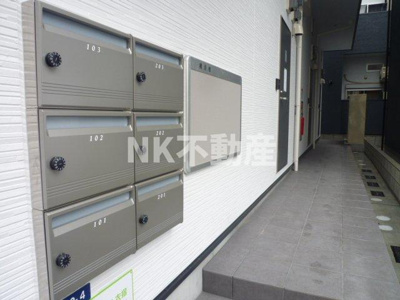 【エントランス】 | プランドール衣摺（長瀬賃貸） | エントランスです