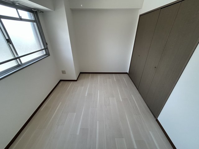 ハイツサンラックの洋室