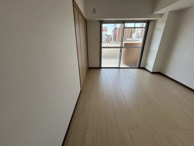 ハイツサンラックの洋室