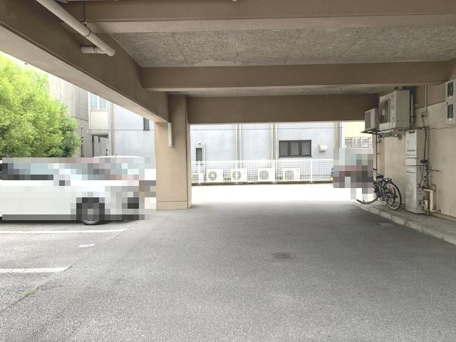 ハイツサンラックの駐車場|カースペースがあります