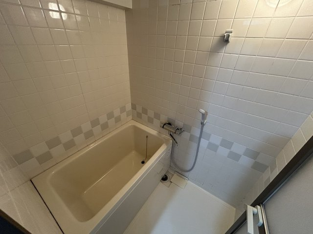 ハイツサンラックの浴室