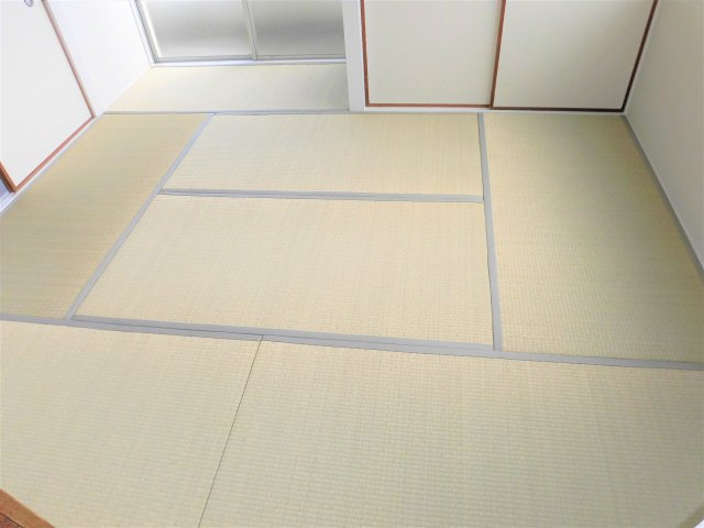 森産ビルの和室