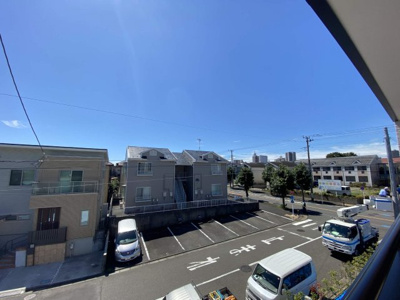 【展望】 | 【売主】新価格！ MLH SHONANDAI 湘南台６丁目-⑥号棟 | バルコニーからの眺めです。南側は建物が離れているので、とても開放感があります！もちろん陽当りも良好！