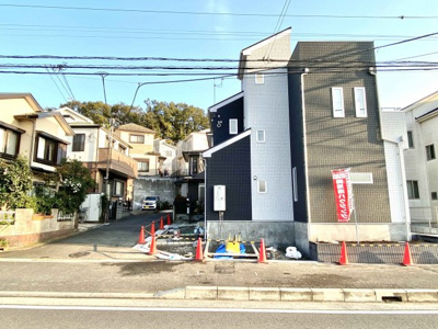 【外観】 | 新発売【売主】MLH新築分譲　円行　1棟 | 動きのある目を引く外観です。