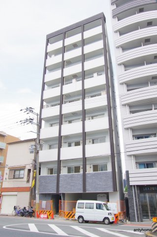 エストゥルースプラス大阪福島　仲介手数料無料の外観