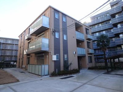 【外観】 | OHANA・Maison・蓮見【SHM】 | 積水ハウス施工の賃貸住宅シャーメゾン♪東急東横線「綱島」駅より徒歩5分！スーパーまいばすけっとが近くて日々のお買い物に便利な立地の3階建てマンション♪