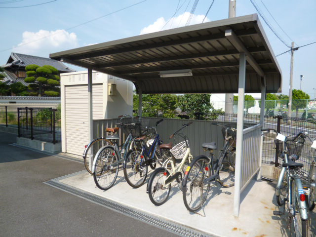 倉敷市北浜町のアパートのその他共用部分|駐輪場