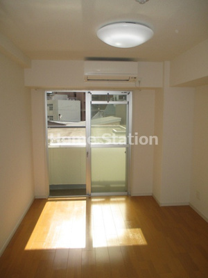 【寝室】 | グローリア新北野