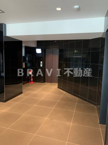 Da Vinchi（ダヴィンチ）　BRAVI不動産のロビー|【ダヴィンチ】ロビーです