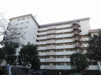 【外観】 | 南西向き8階部分につき晴れた日はみなとみらい・富士山を望めます。
テレワークが出来るワーキングスペース新設♪
