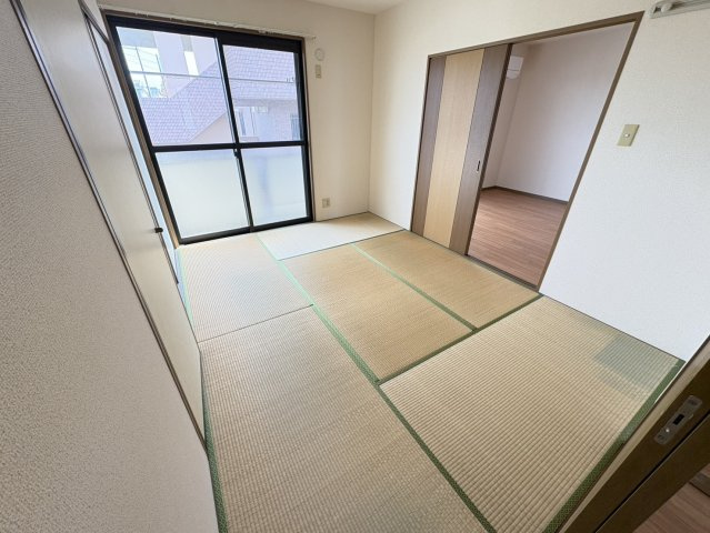 シャルマンハイツの和室