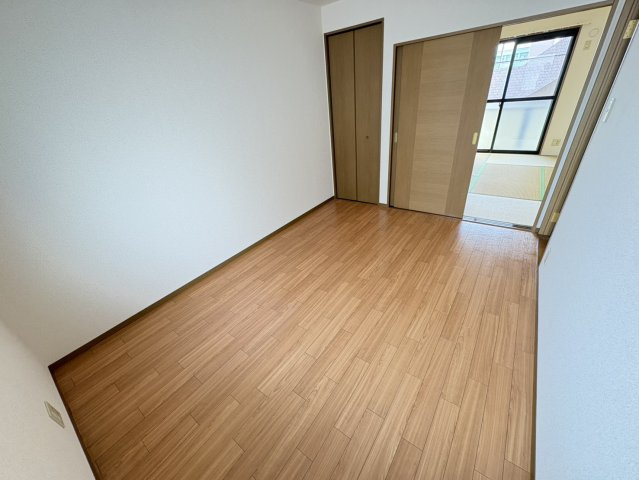 シャルマンハイツの居間・リビング