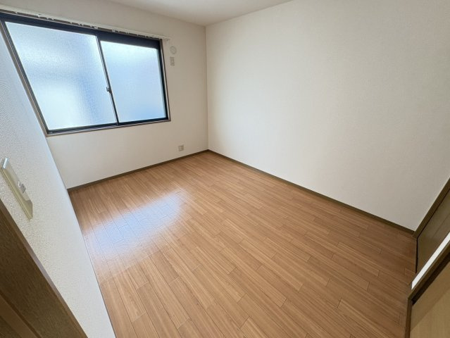 シャルマンハイツの居間・リビング