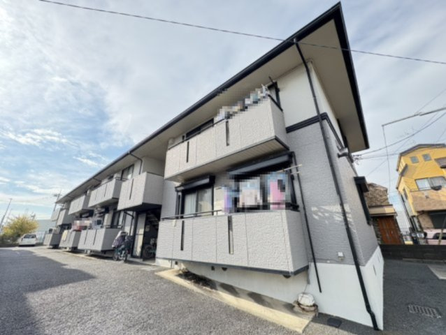 シャルマンハイツの外観