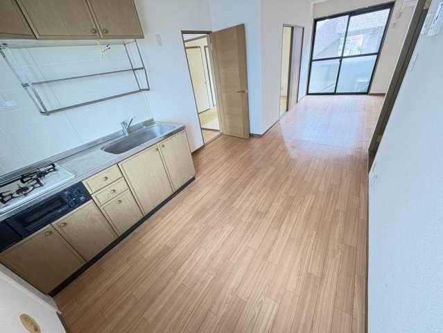 シャルマンハイツの居間・リビング