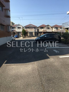 【駐車場】 | 駐車場に車を止められます
