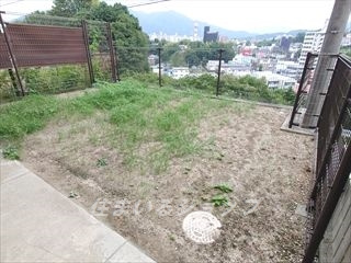 広島市安佐北区落合１丁目の賃貸マンションの庭