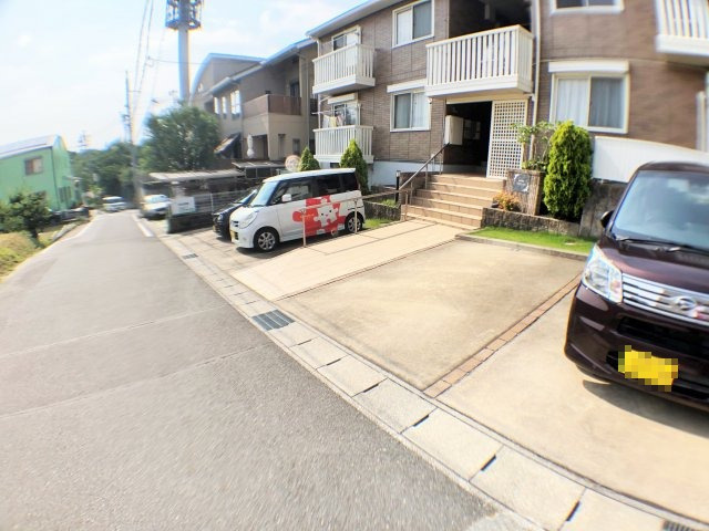 パルテンツァの駐車場