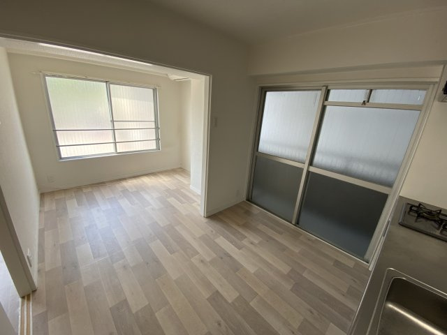 STELLA王子公園の居間・リビング