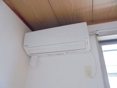 【設備】 | ファミーユ新涯 | エアコン