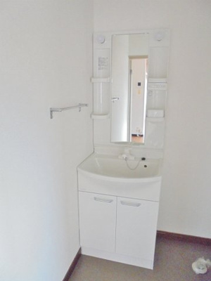 【独立洗面台】 | ファミーユ新涯