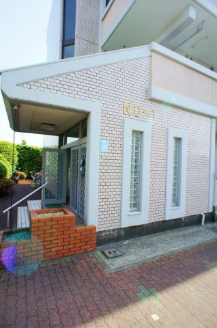 池松コーポⅠ【キャッシュバック対象物件】のエントランス