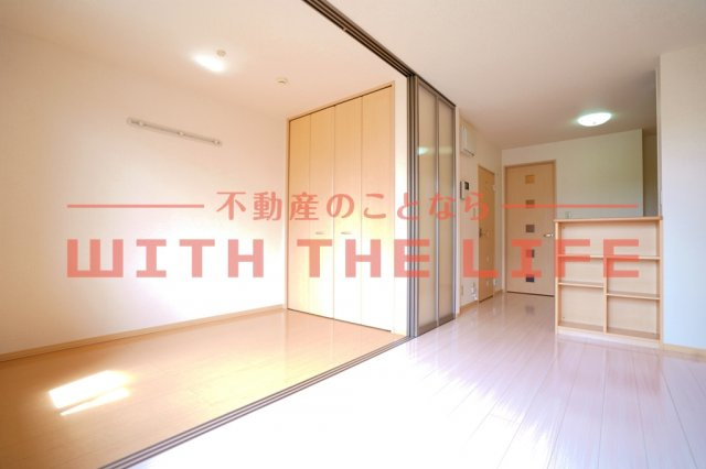 ラーン・サバーイ【10，000円キャッシュバック対象物件】の寝室|使い勝手のいい寝室です