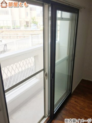 【バルコニー】 | Asuka | 珍しい2重サッシ