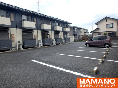 【駐車場】 | ポートシャトー | カースペースがあります