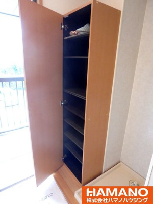 【収納】 | ポートシャトー | ちょっとした収納スペースも充実しています