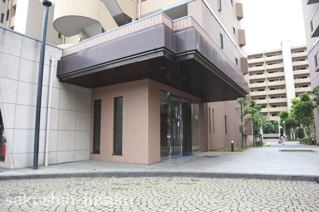 フェアロージュ津田沼ボスコ　３階部分のエントランス