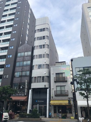 ライジングビル日本橋の外観
