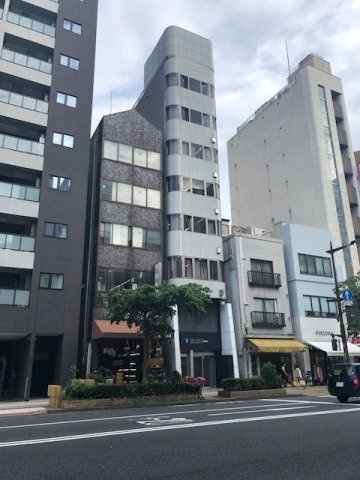 ライジングビル日本橋の外観