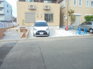 【駐車場】
