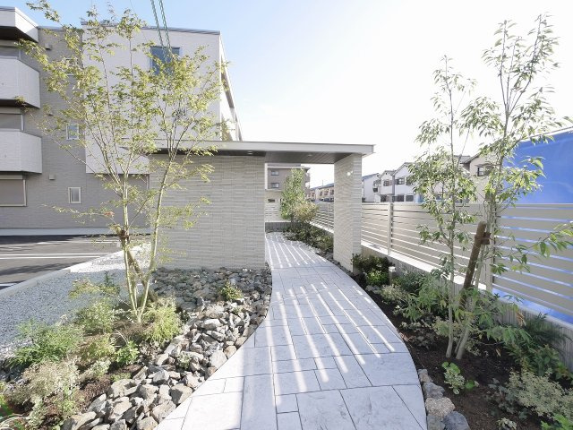 シャーメゾン三条栄のその他共用部分|共用通路